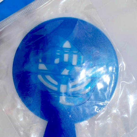 Set of 3 Reusable Hanukkah Stencils - Picture 6 of 16